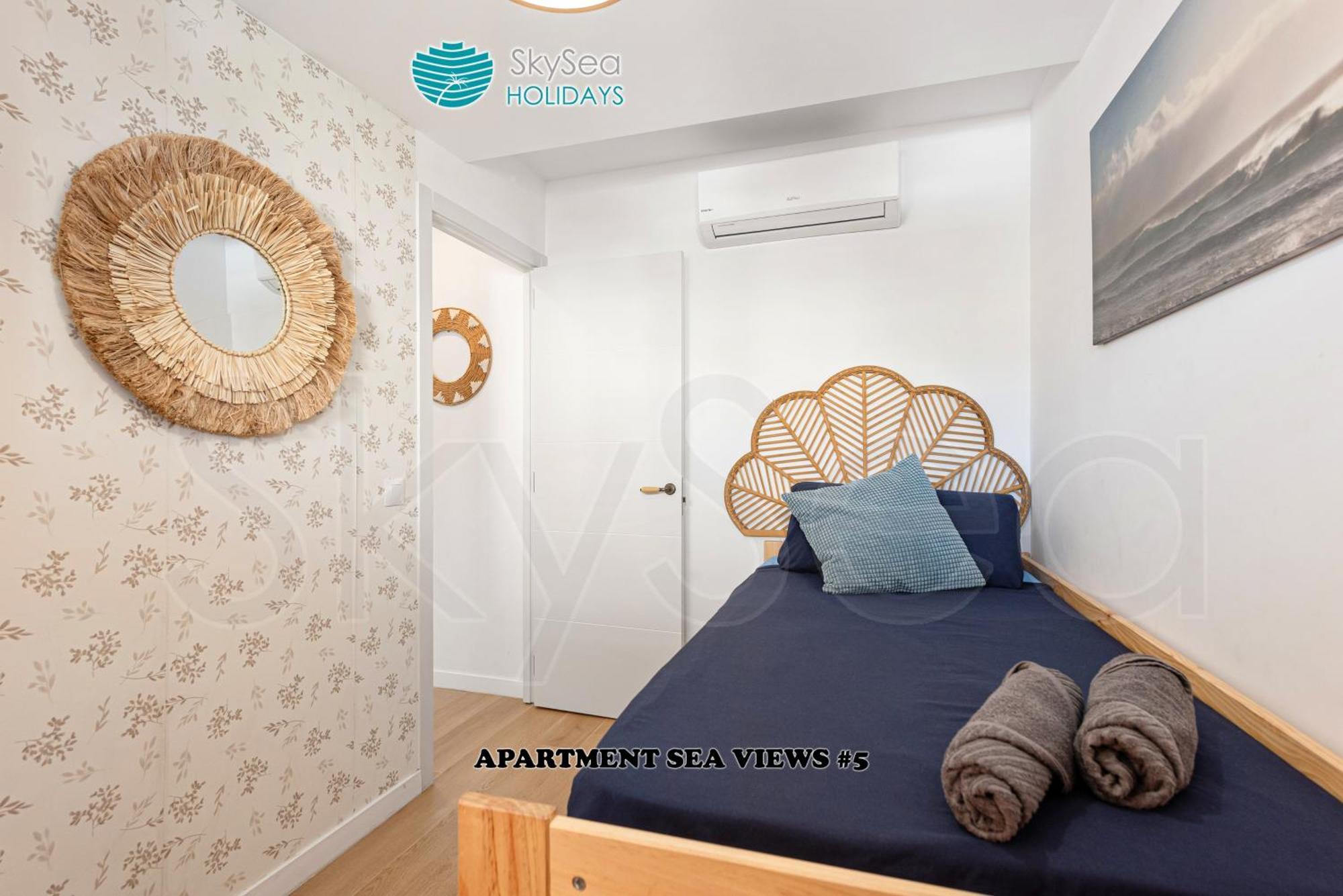 Skysea Benalmadena Puerto Marina Apartment Екстериор снимка